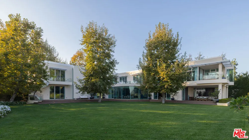 652 Chautauqua Boulevard Pacific Palisades, CA 90272