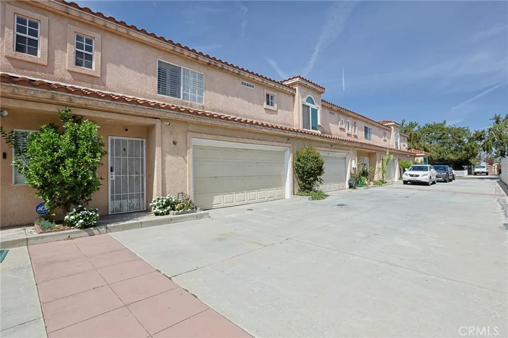 7912 2nd #4 Stanton, CA 90680