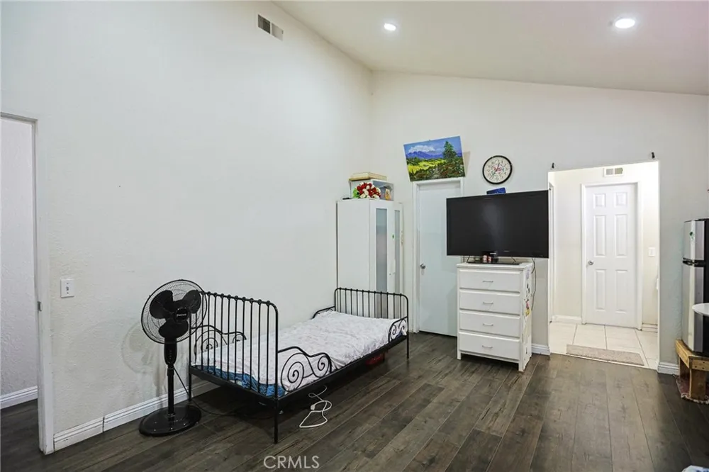 7912 2nd #4 Stanton, CA 90680