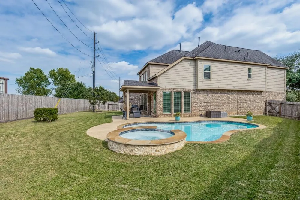 2926 Rivermist Lane Richmond, TX 77406