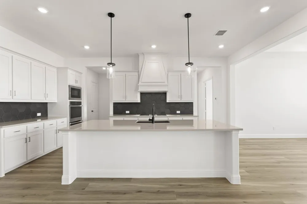 221 Cotopaxi Drive Red Oak, TX 75154