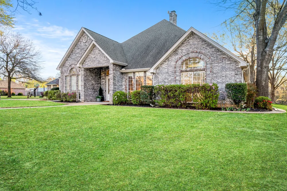 390 Timber Lakes Drive Powderly, TX 75473