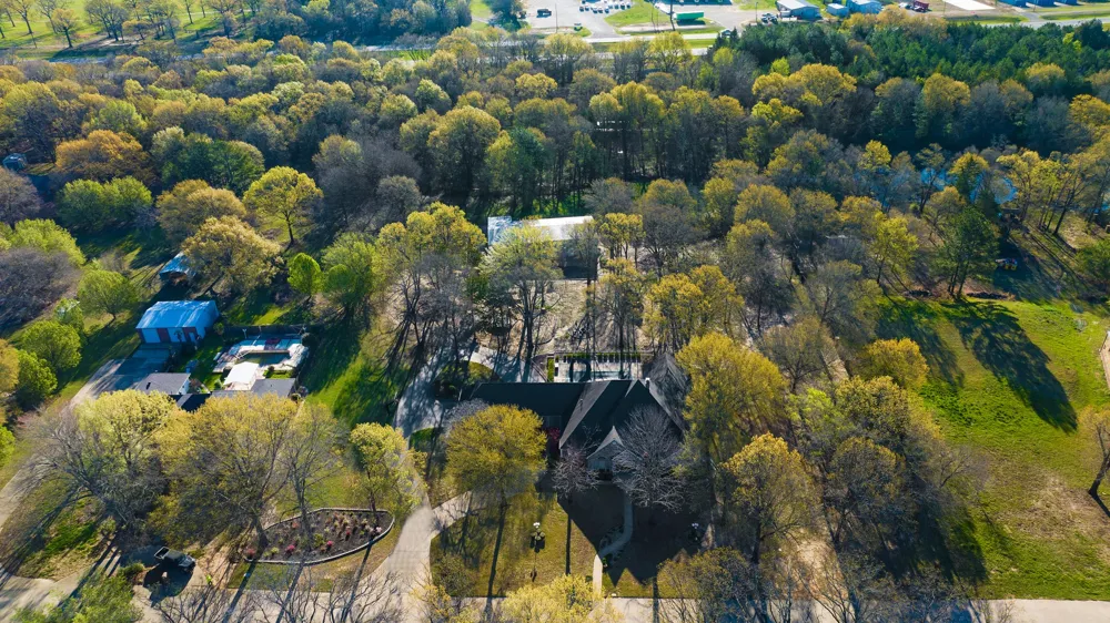 390 Timber Lakes Drive Powderly, TX 75473