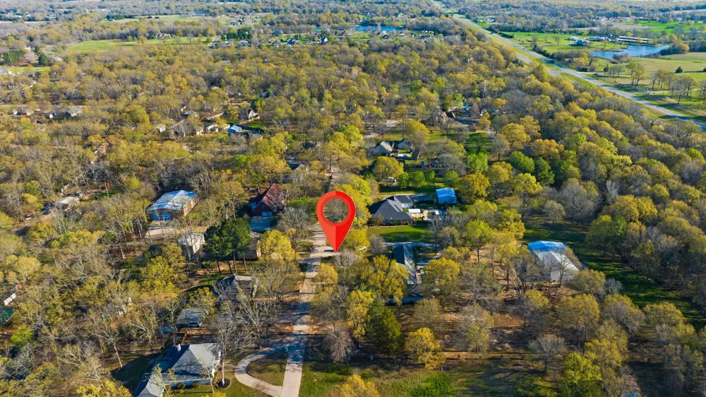 390 Timber Lakes Drive Powderly, TX 75473