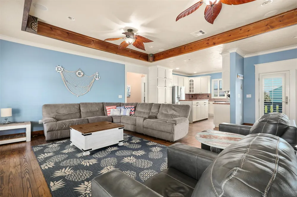 973 Kenlyn Drive Crystal Beach, TX 77650