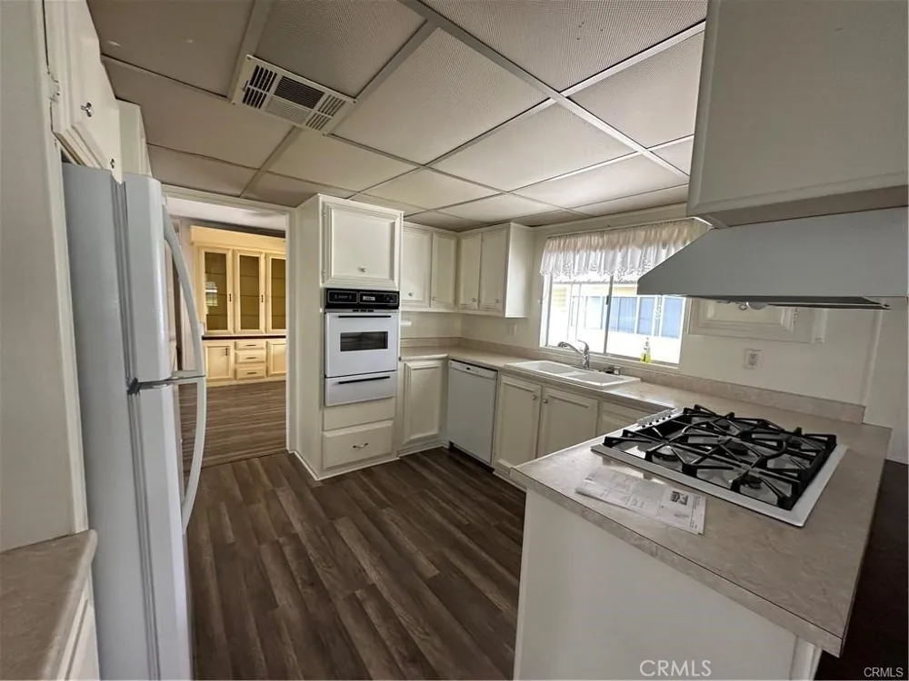 2230 Lake Park Drive #142 San Jacinto, CA 92583