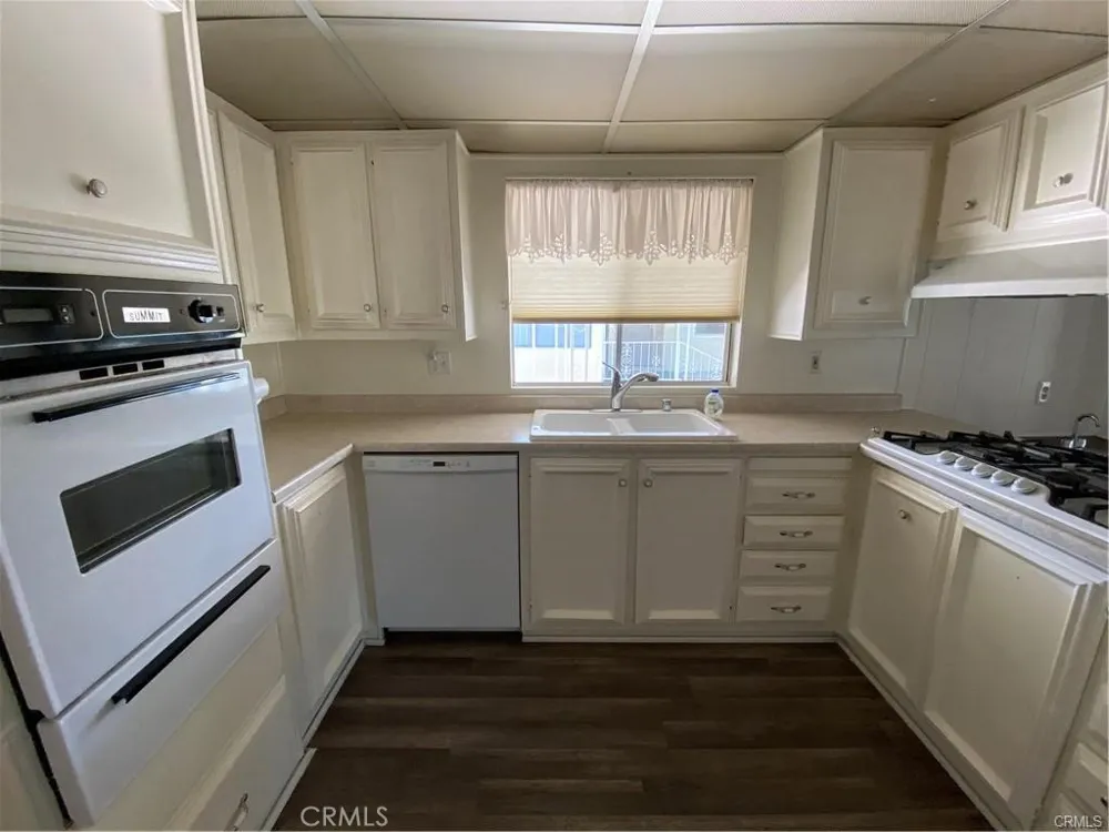 2230 Lake Park Drive #142 San Jacinto, CA 92583