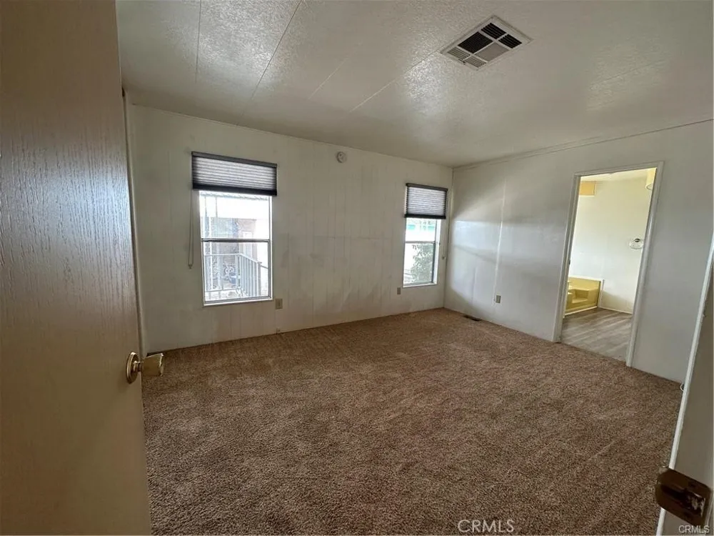 2230 Lake Park Drive #142 San Jacinto, CA 92583