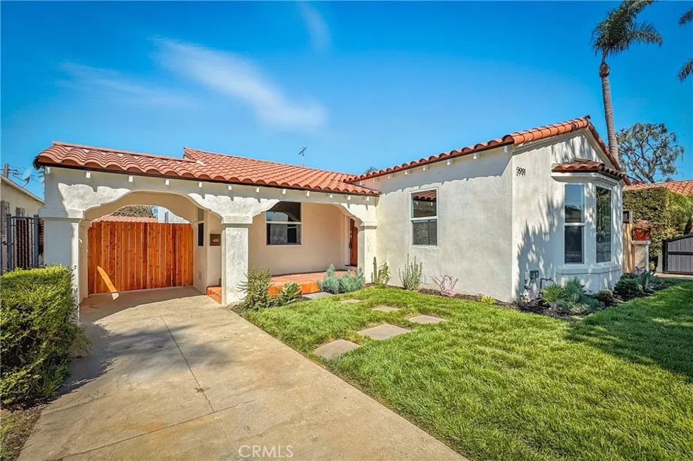 3991 Hubert Avenue Leimert Park, CA 90008