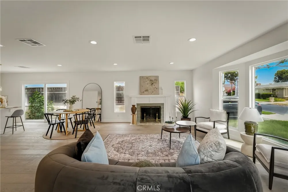 3991 Hubert Avenue Leimert Park, CA 90008