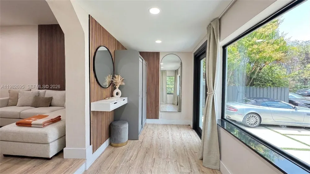 13900 NE 16th Ct North Miami, FL 33181