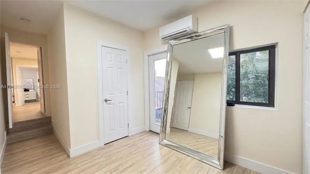 13900 NE 16th Ct North Miami, FL 33181