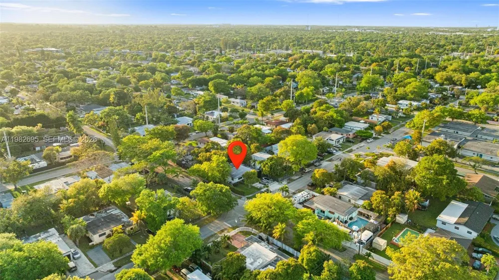 13900 NE 16th Ct North Miami, FL 33181