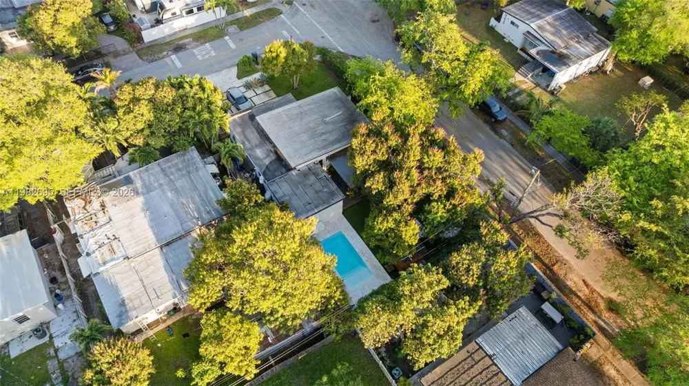 13900 NE 16th Ct North Miami, FL 33181