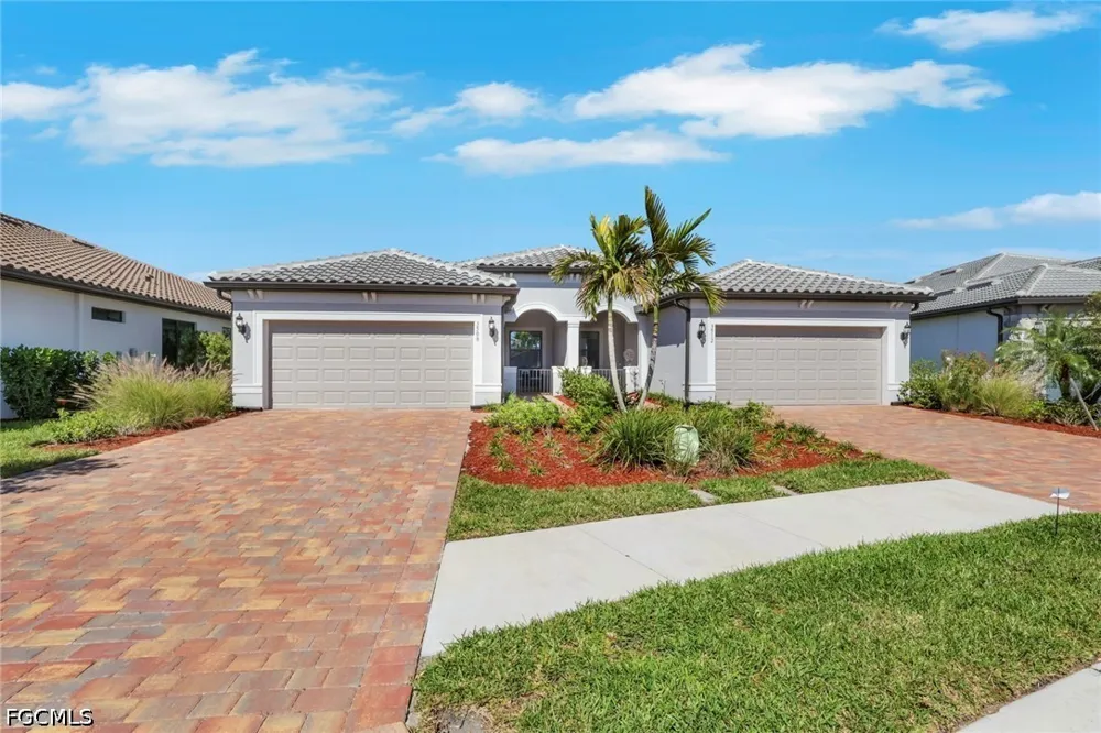 Stoneville Drive Alva, FL 33920