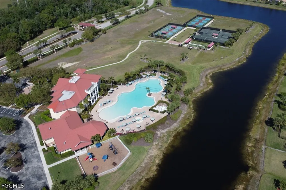 Stoneville Drive Alva, FL 33920