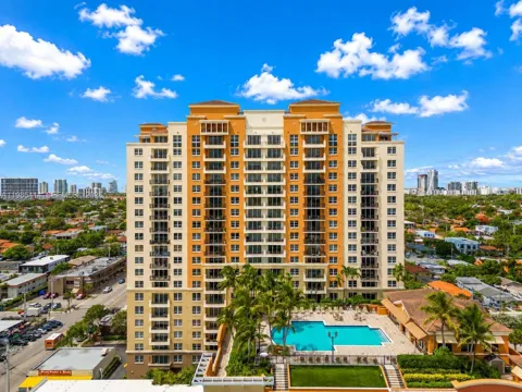 3232 SW 22nd Ter #1609