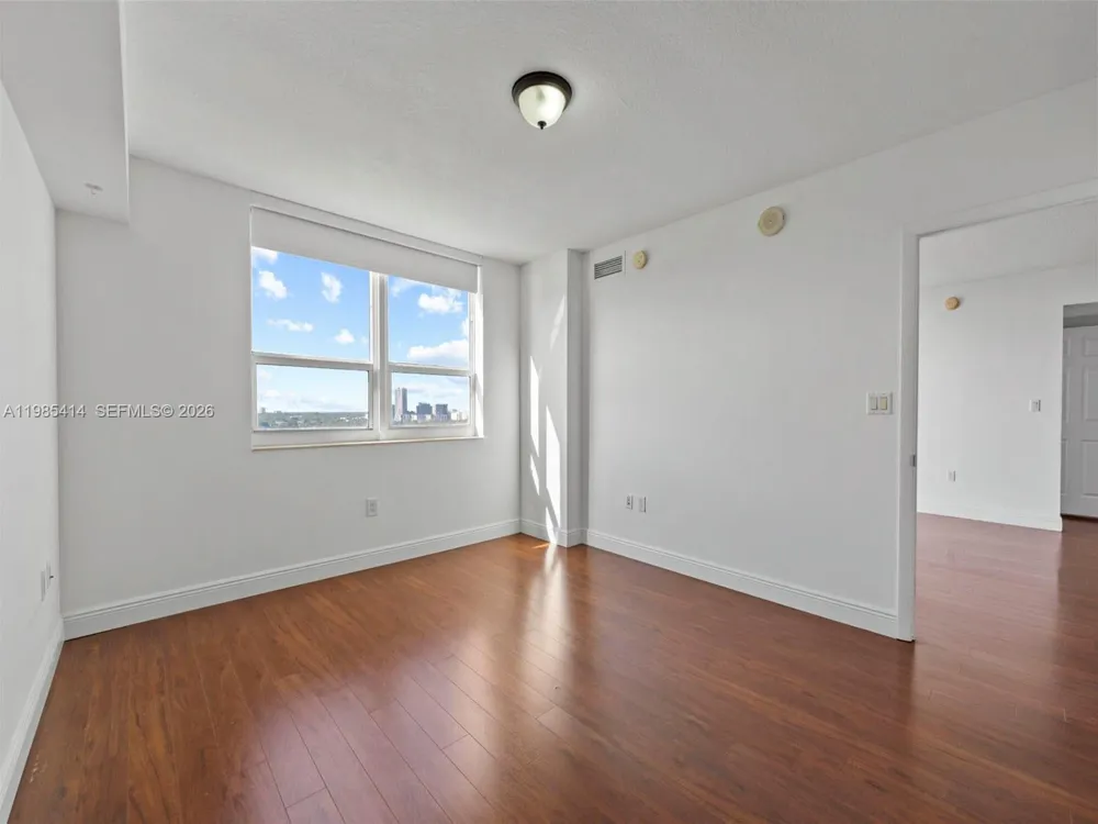 3232 SW 22nd Ter #1609 Miami, FL 33145
