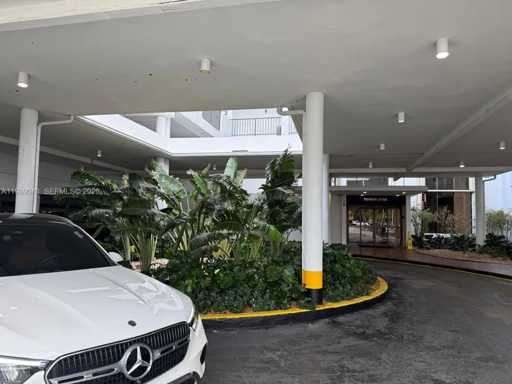 2750 NE 183rd St #1201 Aventura, FL 33160