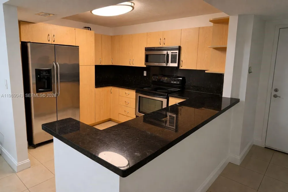 2750 NE 183rd St #1201 Aventura, FL 33160