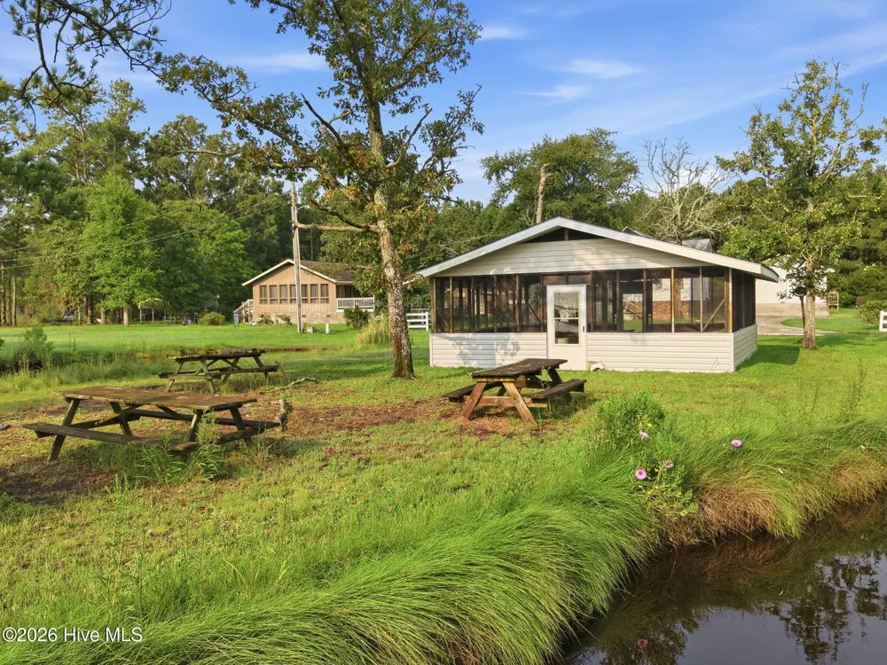50 Point Avenue Belhaven, NC 27810