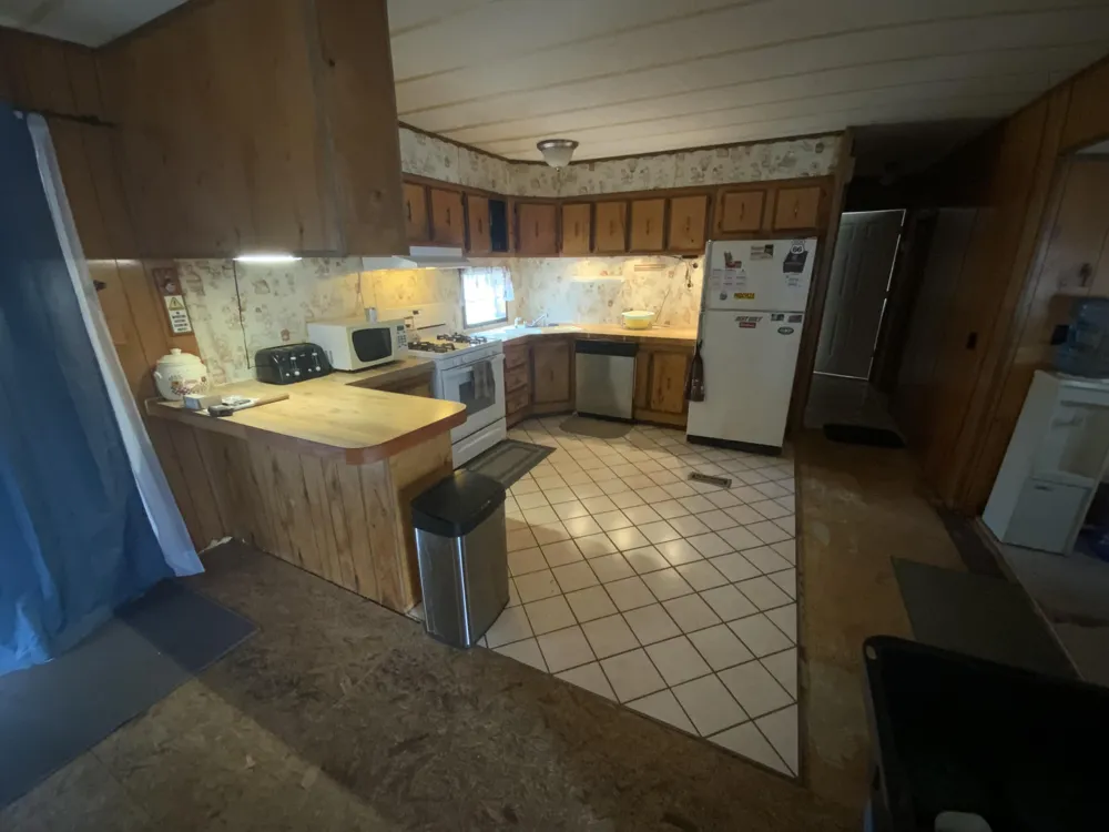 8401 Clinton Road Tompkins Township, MI 49201