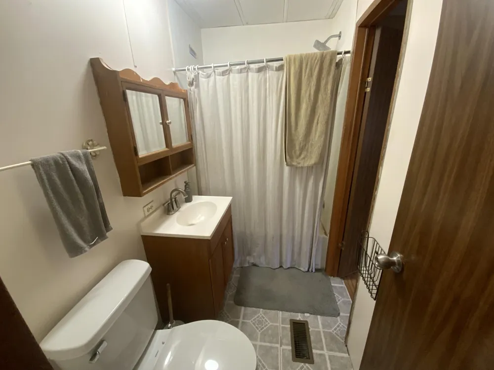 8401 Clinton Road Tompkins Township, MI 49201