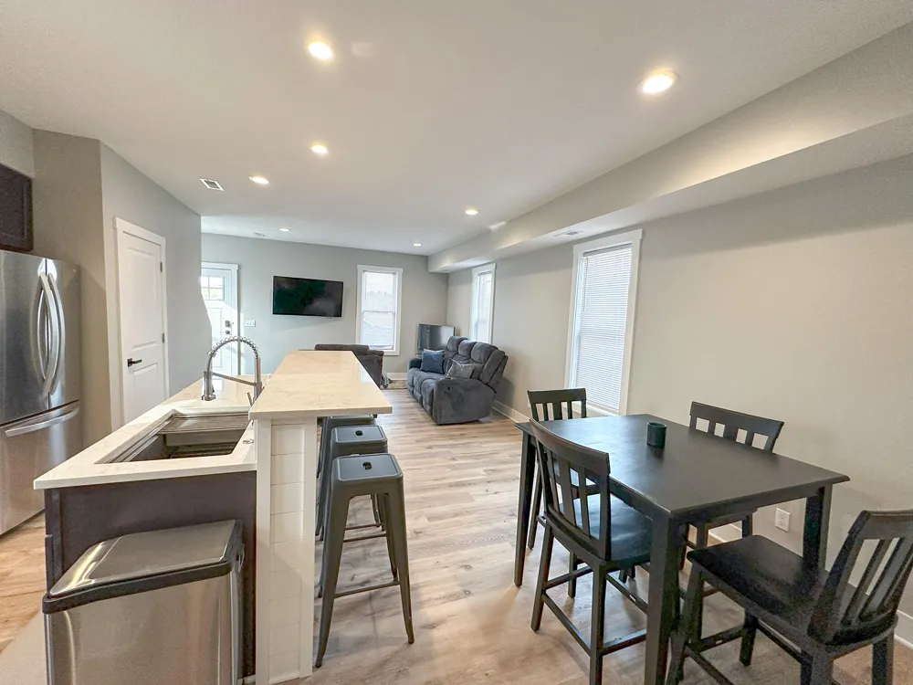 1673 E Parkdale Avenue Manistee Township, MI 49660