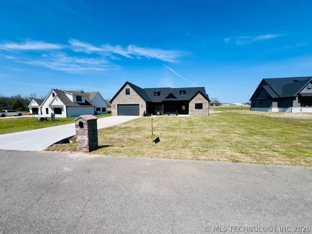 1484 Darlene Lane Fort Gibson, OK 74434