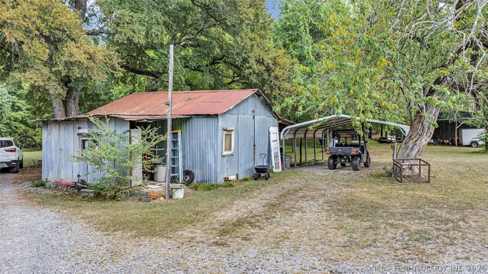 37001 US Hwy 70 Bennington, OK 74723