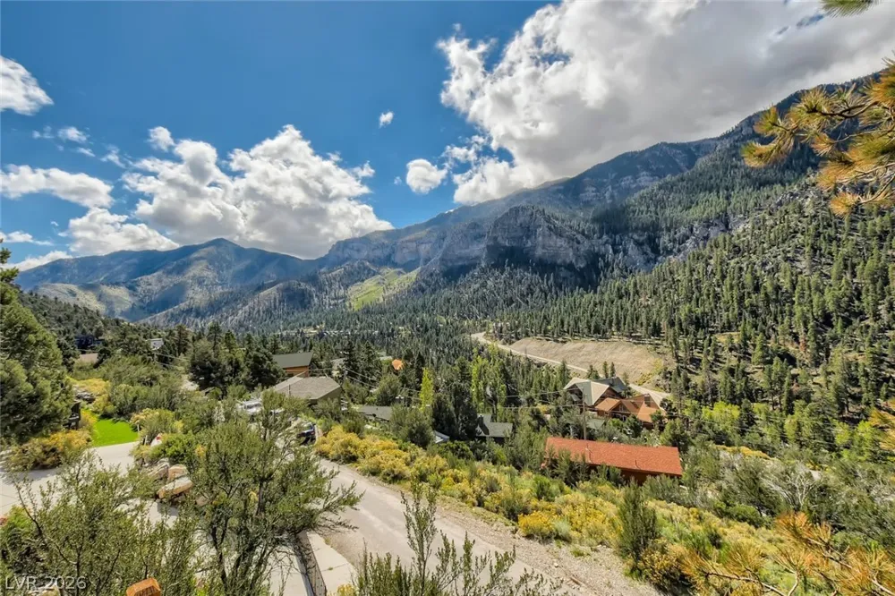 4947 Snow White Road Mount Charleston, NV 89124