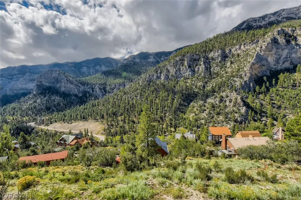4947 Snow White Road Mount Charleston, NV 89124