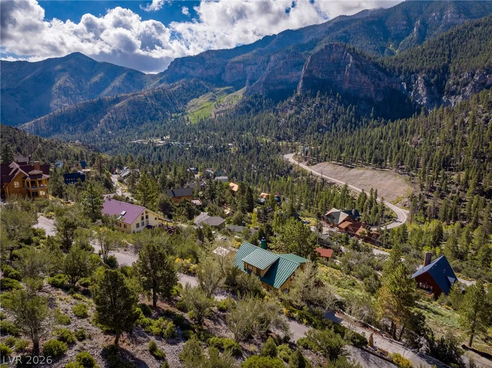 4947 Snow White Road Mount Charleston, NV 89124