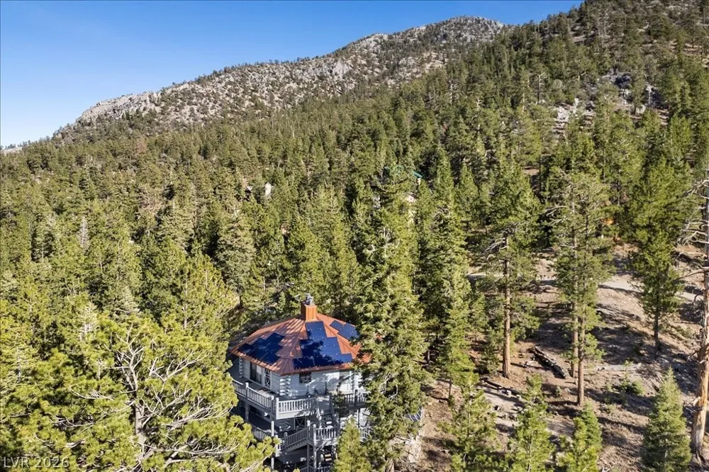 5265 Whispering Deer Drive Mount Charleston, NV 89124