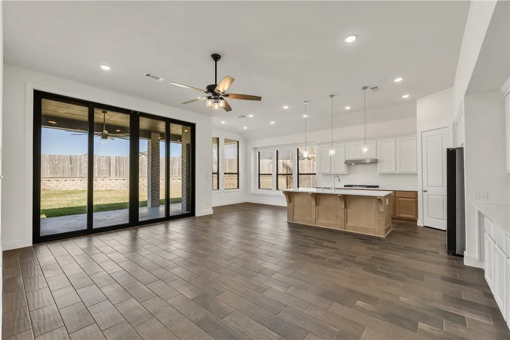 21350 Oakley Claremont Court Magnolia, TX 77355