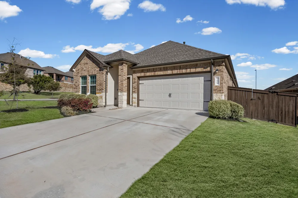 1609 Woolsey Way Leander, TX 78641