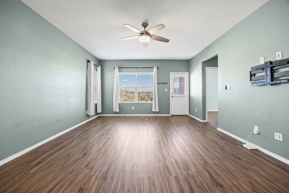 1609 Woolsey Way Leander, TX 78641