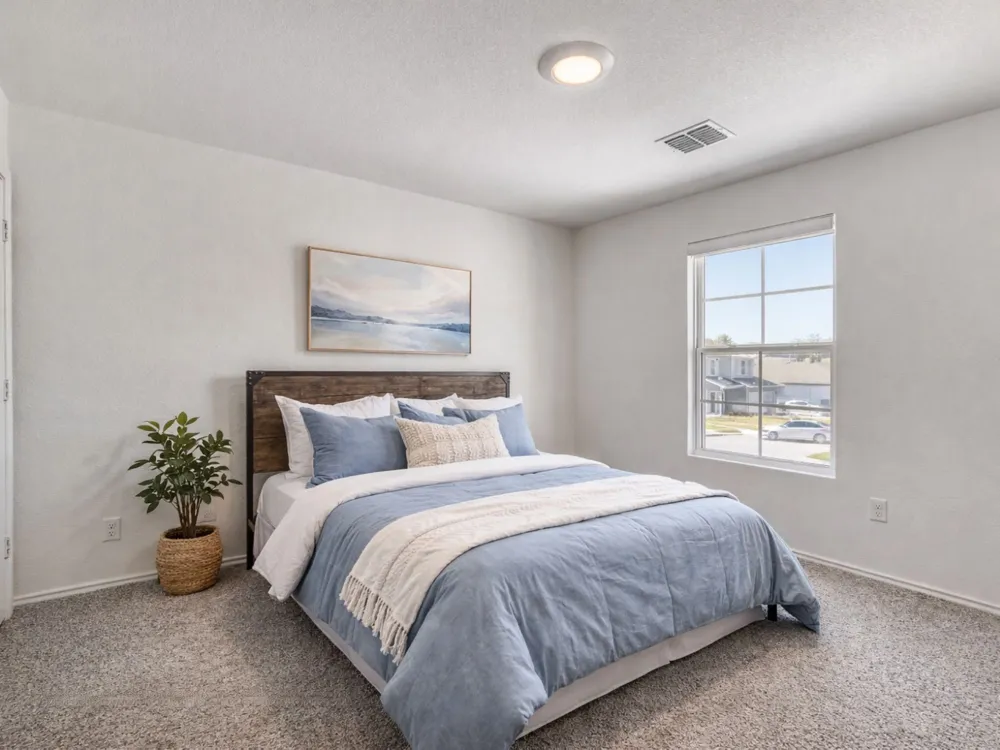12421 Silversmith Lane Mustang Ridge, TX 78610