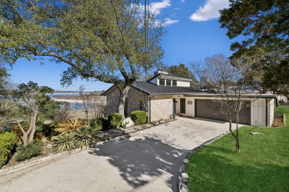 2270 Connie Drive Canyon Lake, TX 78133