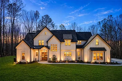 5567 Tyree Road