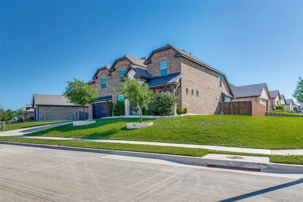 6829 Fire Dance Drive Benbrook, TX 76126
