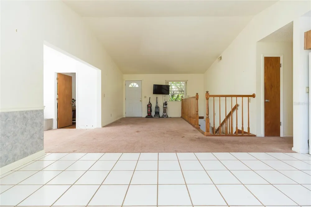 17616 EAGLE LANE Lutz, FL 33558