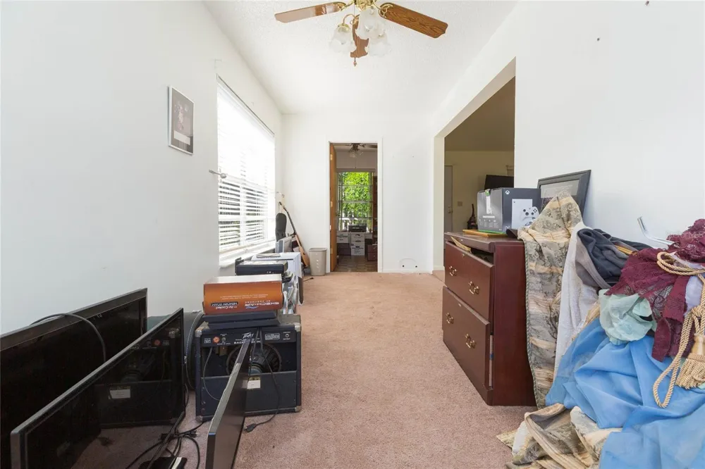 17616 EAGLE LANE Lutz, FL 33558