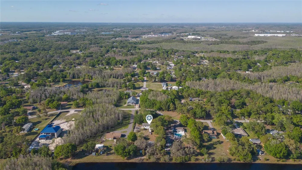17616 EAGLE LANE Lutz, FL 33558