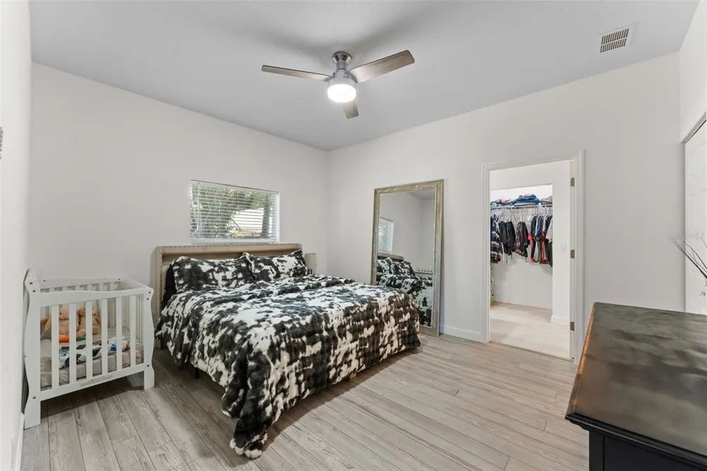 637 HOLMES AVENUE Daytona Beach, FL 32114