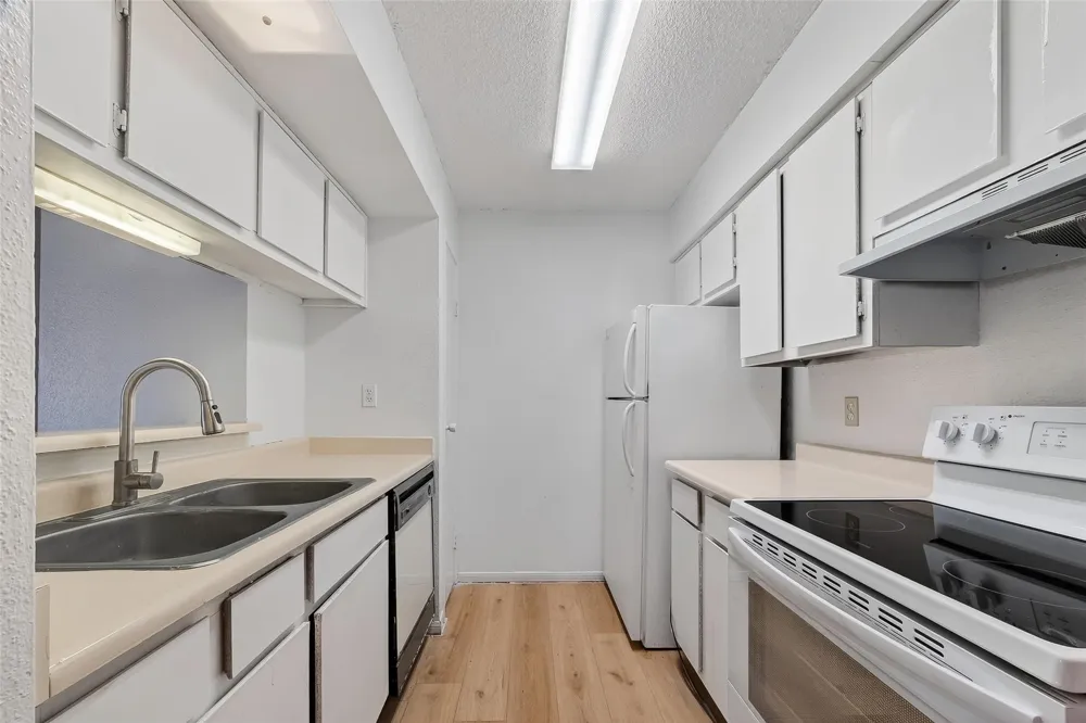 1500 Bay Area Boulevard #118 Houston, TX 77058