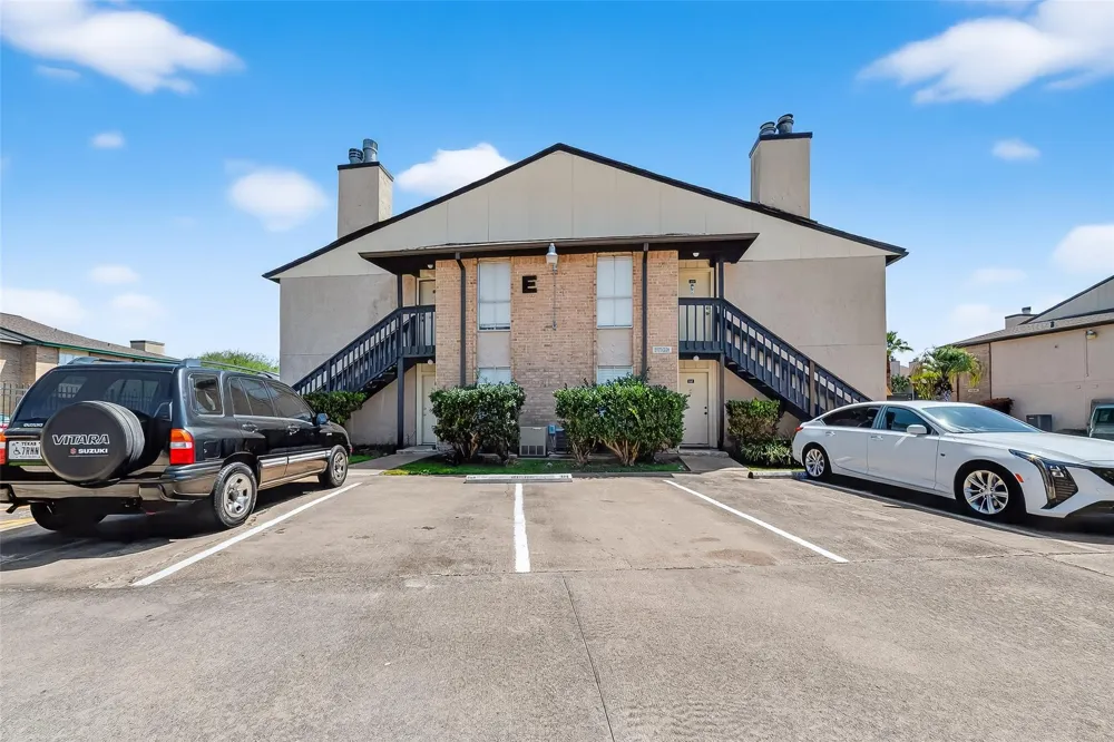 1500 Bay Area Boulevard #118 Houston, TX 77058
