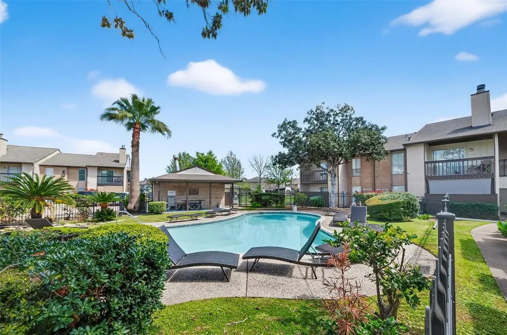 1500 Bay Area Boulevard #118 Houston, TX 77058