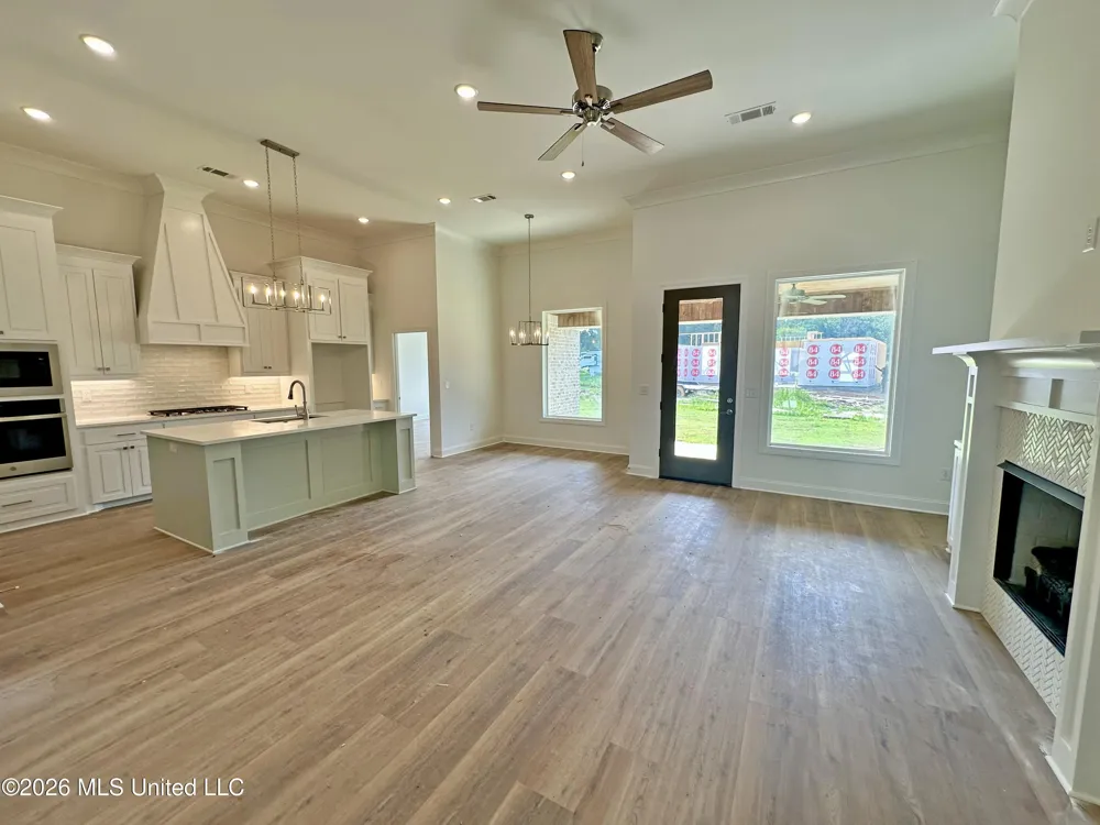 302 Tremont Drive Florence, MS 39073