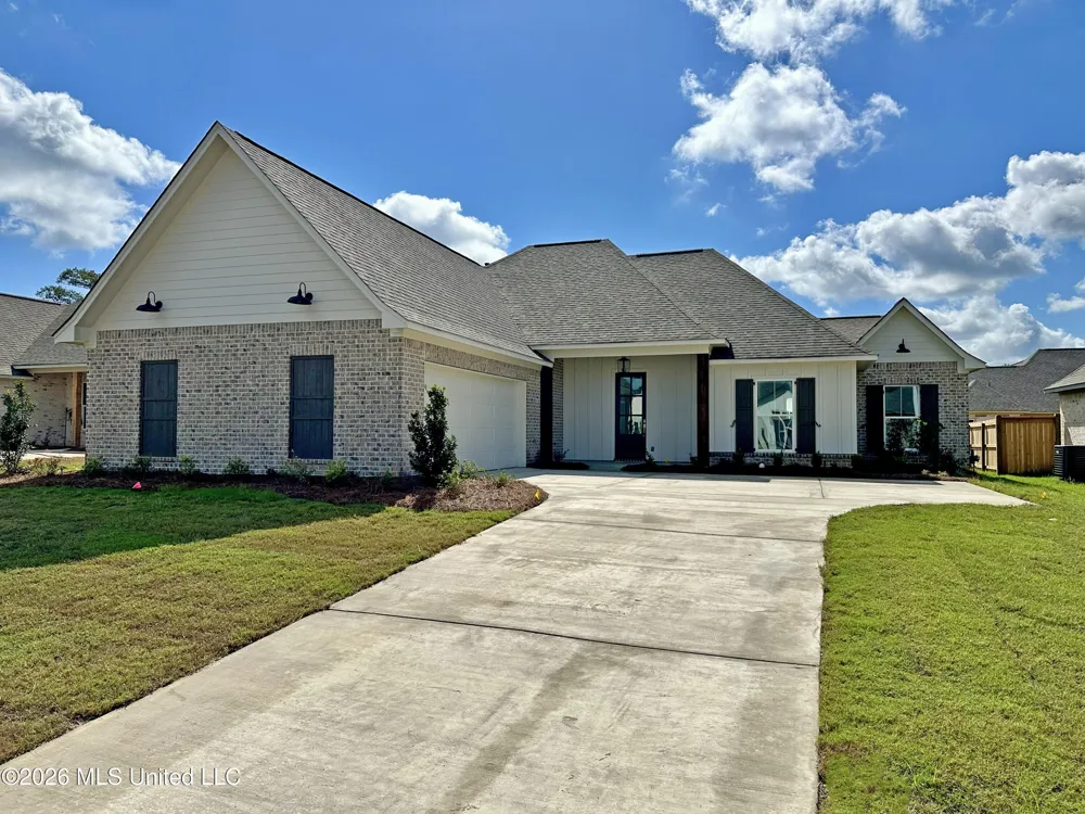 302 Tremont Drive Florence, MS 39073